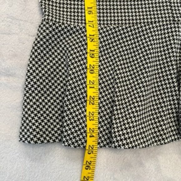 Attyre Women's Houndstooth Skirt 6 Black White - Picture 3 of 12